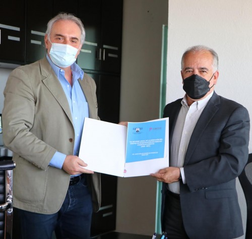 Entrega informe el director del Centro de Investigaciones en Ciencias Cognitivas