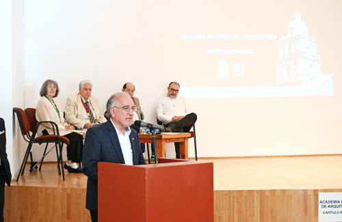 Reconocen trayectoria de la arquitecta María Isabel Vargas Mata