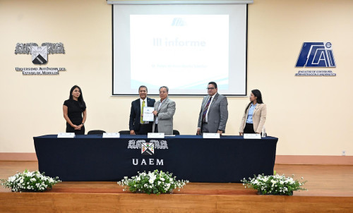 Presenta director de la FCAeI su tercer informe de actividades
