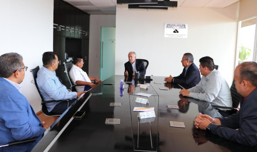 Firman la UAEM y el Ayuntamiento indígena de Xoxocotla convenios de colaboración