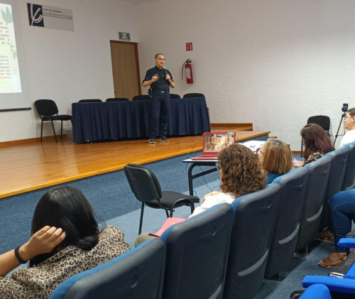 Abordan en el CITPsi la problemática de la violencia escolar y discriminación racial