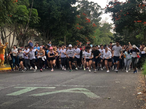 Con carrera atlética celebra Facultad de Medicina el Día del Médico