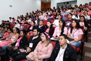 Reflexionan universitarios la importancia de la profesionalización de la partería