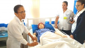 Al 96% equipamiento de laboratorios en EES de Totolapan
