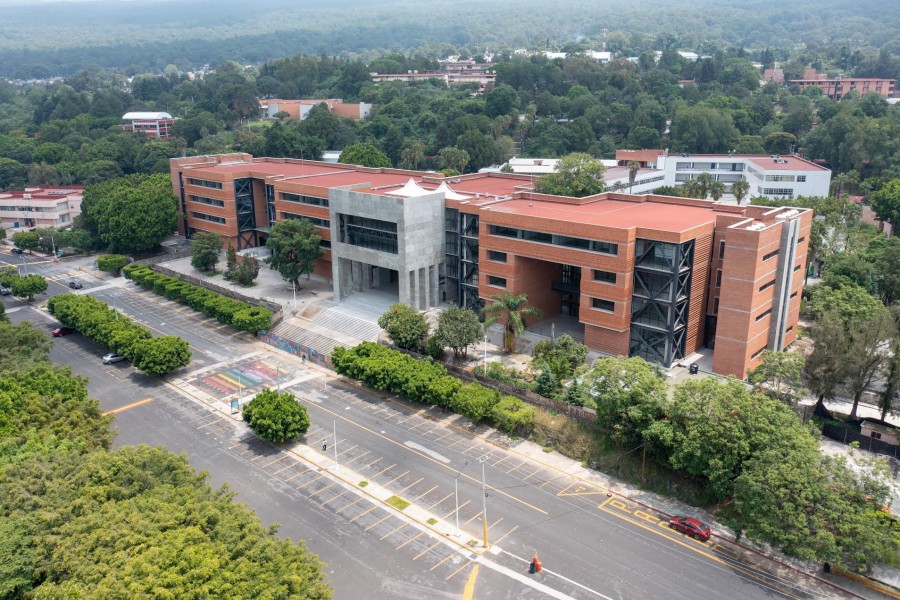 Inician cursos de capacitación para trabajadores de la UAEM