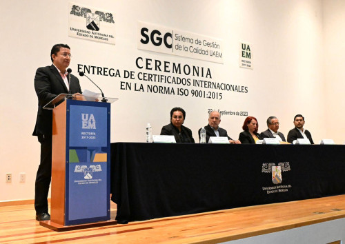 Reconoce UAEM a personal que recibe certificación ISO 9001:2015
