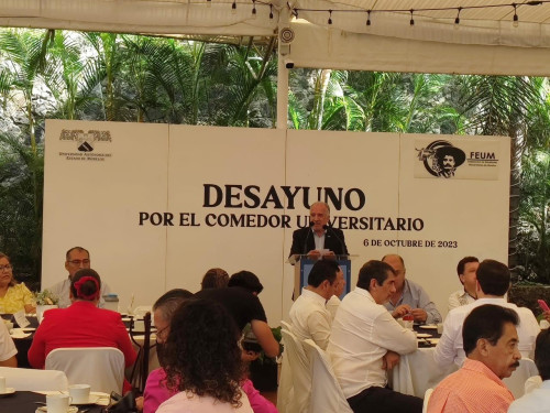 Recauda FEUM fondos para Comedor Universitario