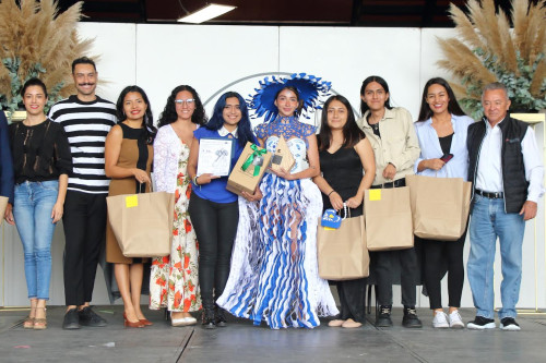 Vinculan arquitectura y moda en Pasarela Ecléctica