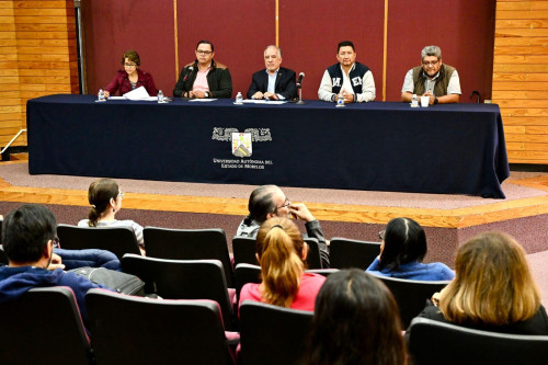 Renuevan mesa directiva del Colegio de Consejeras y Consejeros Universitarios Académicos