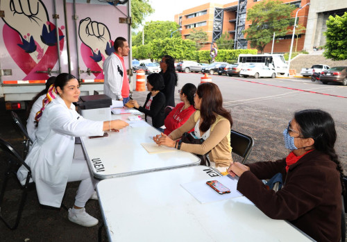 Se suma UAEM a las actividades del mes rosa contra el cáncer de mama