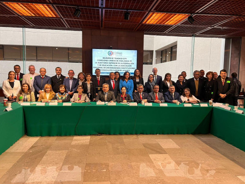 Entrega UAEM estados financieros a la Cámara de Diputados