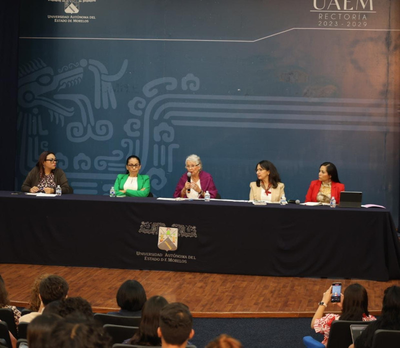 Por medidas contundentes contra la violencia hacia las mujeres se pronuncian en foro de la UAEM