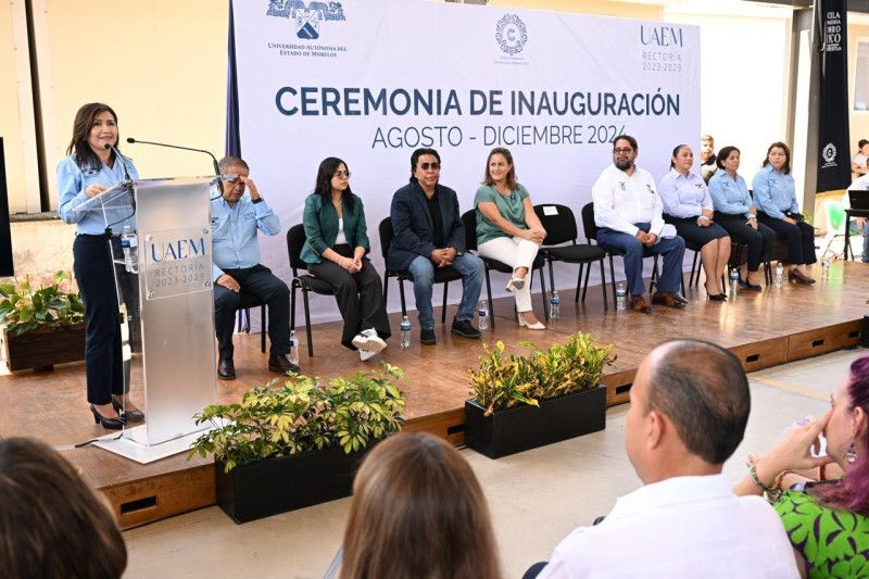 Educación es base para transformar a la sociedad: rectora UAEM