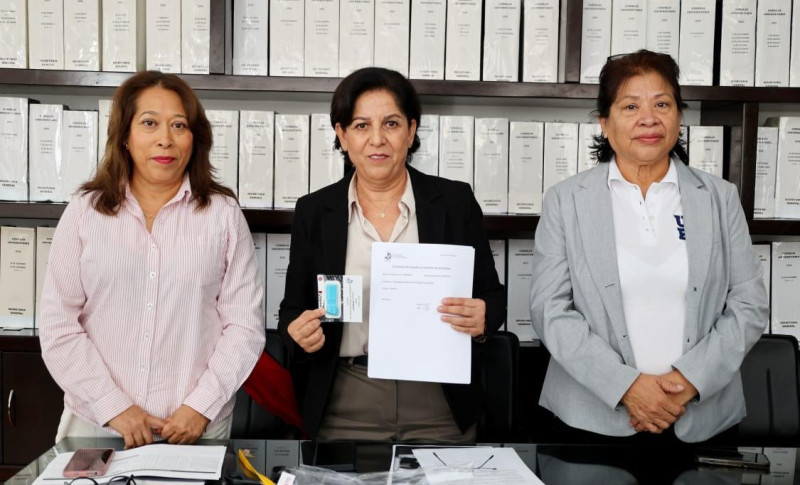 Realiza UAEM apertura de paquete con resultados del examen al nivel medio superior