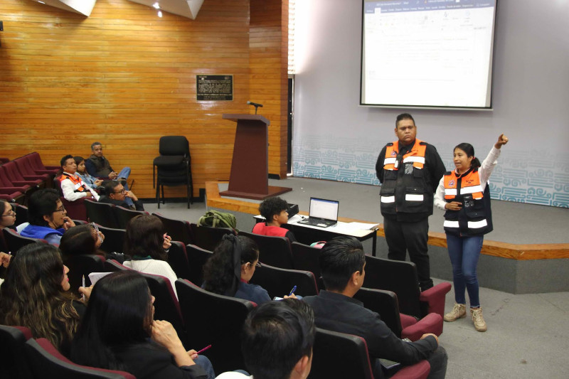 Preparan a personal de la UAEM en materia de Protección Civil
