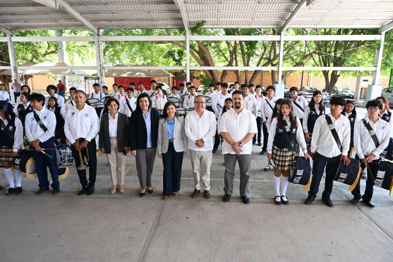 Presenta directora de la Preparatoria Número Cuatro su informe de actividades