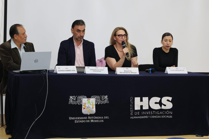 Reflexionan académicos pérdida del espacio público para la deliberación y el debate