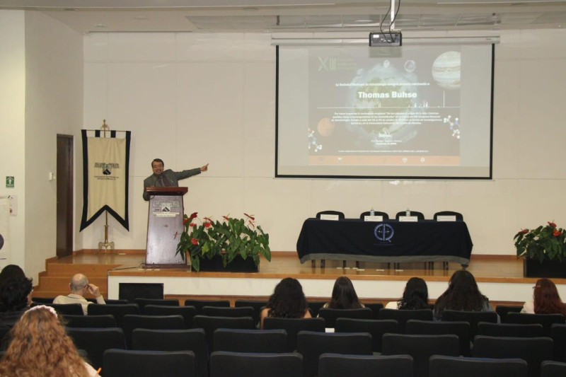 Reúne la UAEM a especialistas en astrobiología