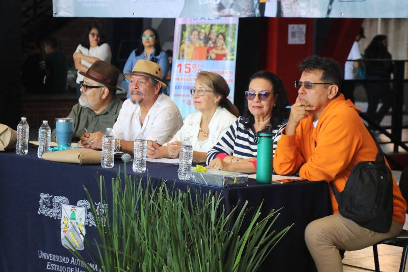 Celebran concurso de baile en honor a Tin Tan en la UAEM