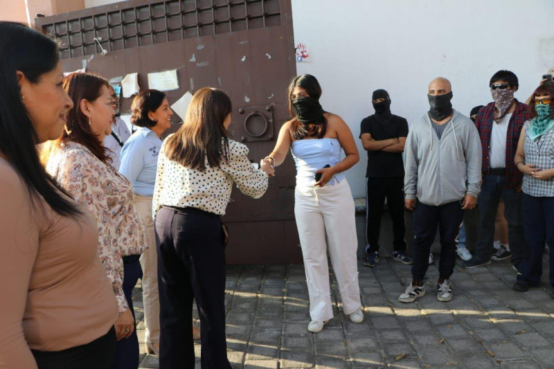 Acuerdan regreso presencial tras entrega estudiantil de las instalaciones de la Facultad de Nutrición