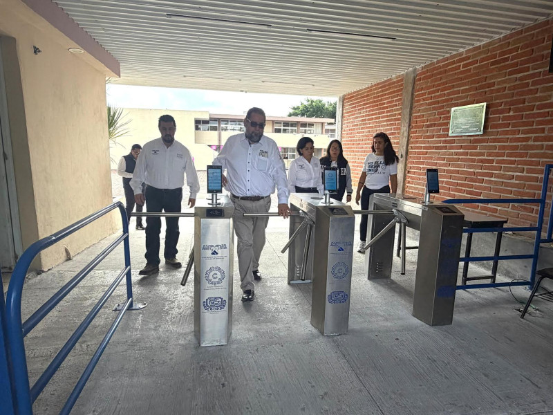 Fortalecen seguridad e infraestructura tecnológica en la Preparatoria Número 5