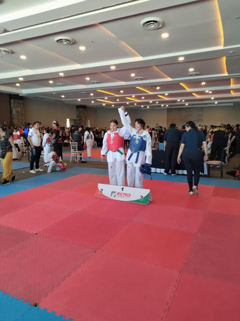 Equipo de Taekwondo de la UAEM conquista cinco medallas