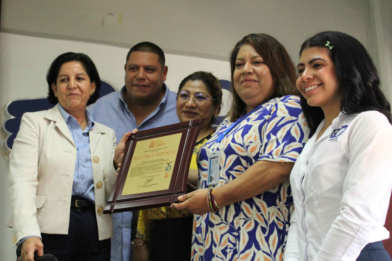 FCH conmemora 48 aniversario con jornada académica