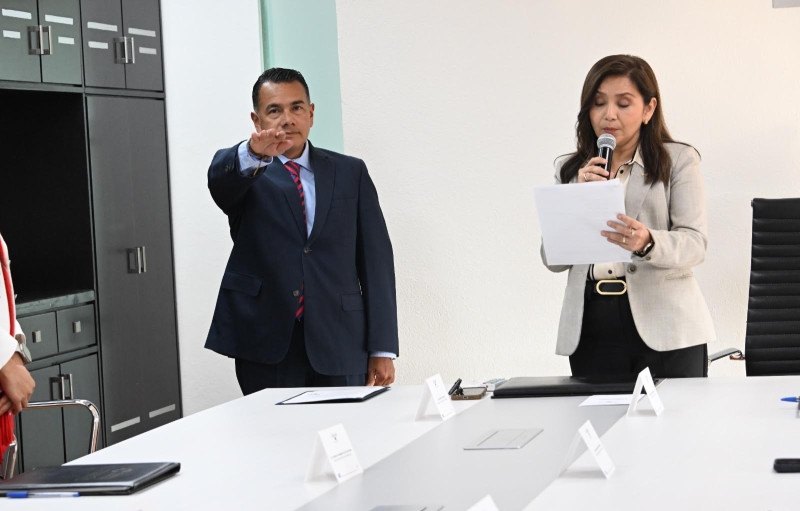 Rinde protesta Guillermo Correa como titular de la Defensoría de las Audiencias de Radio UAEM