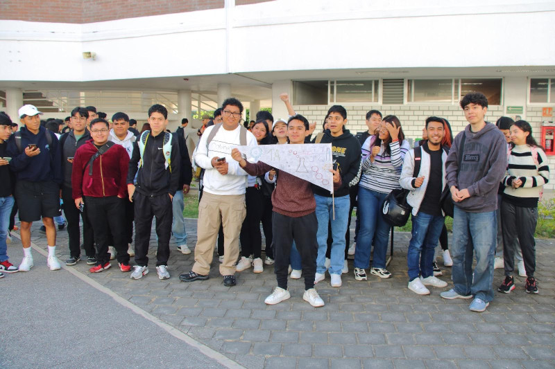 Inicia el semestre en la FCQeI con un rally de bienvenida