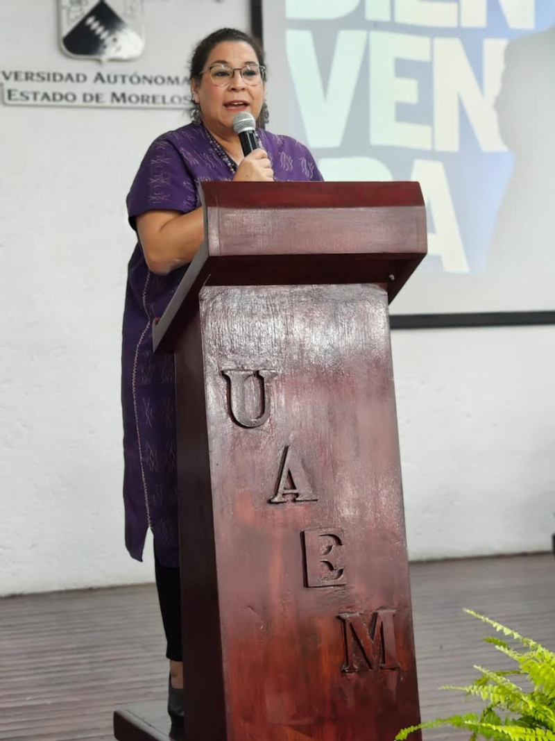 Ministra Lenia Batres presenta conferencia sobre justicia comunitaria en la UAEM