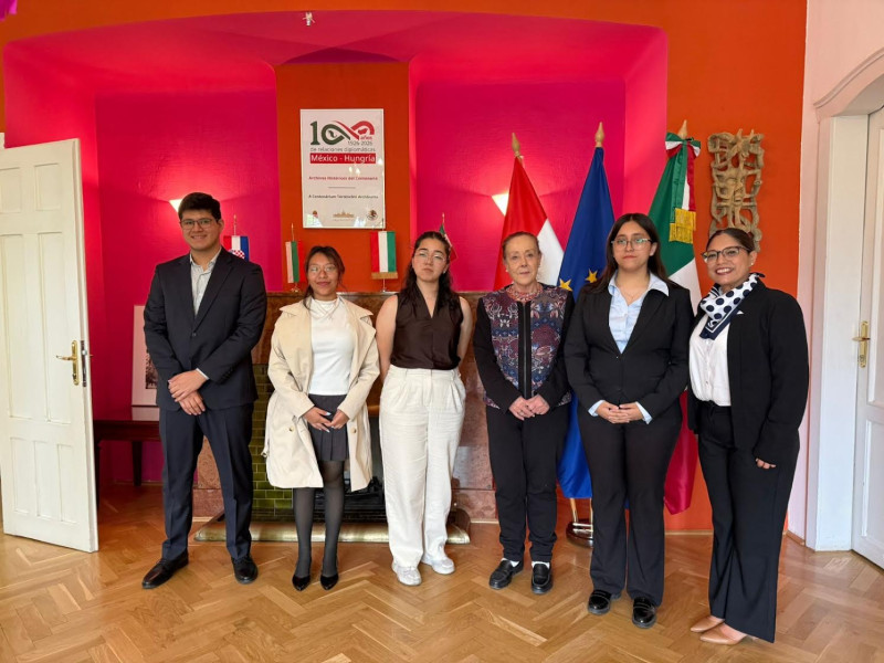 Reconocen a estudiantes de la UAEM en Modelo de Naciones Unidas y Olimpiada de Matemáticas