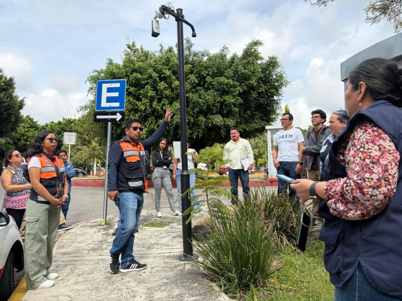 Capacita UAEM a su comunidad en el uso de botones de alerta