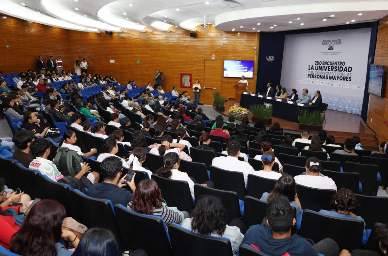 Realizan el Segundo Encuentro: La Universidad y su compromiso con las personas mayores