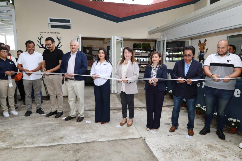 Inauguran tienda universitaria y programa ruta segura en la UAEM