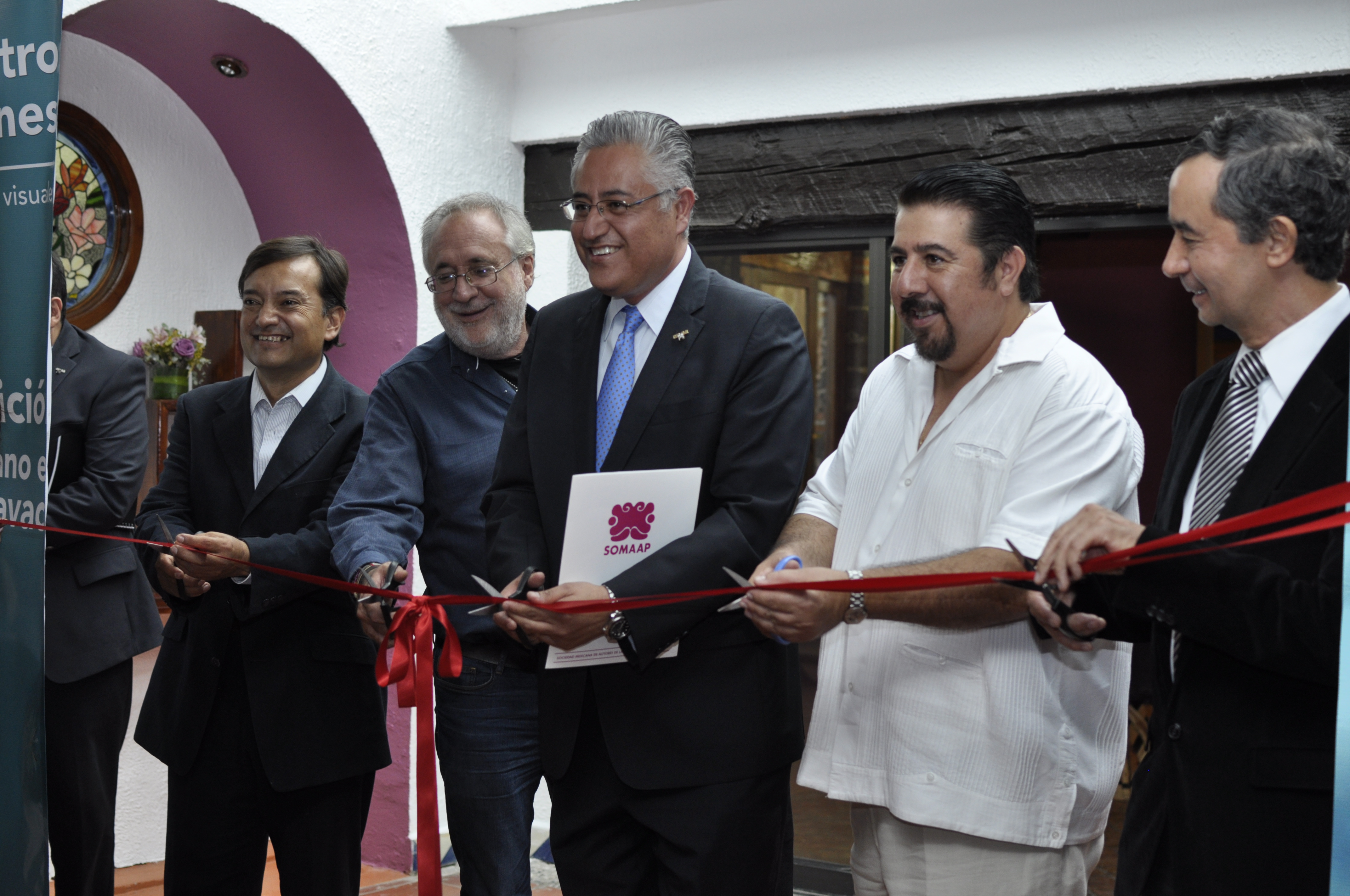 La UAEM presenta exposición Las Cuatro estaciones