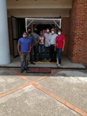 Presentan estudiantes del CIICAp prototipo de cámara sanitizante para disminuir contagios por covid-19