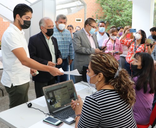 Inicia campaña de expedición de licencias de conducir en la UAEM
