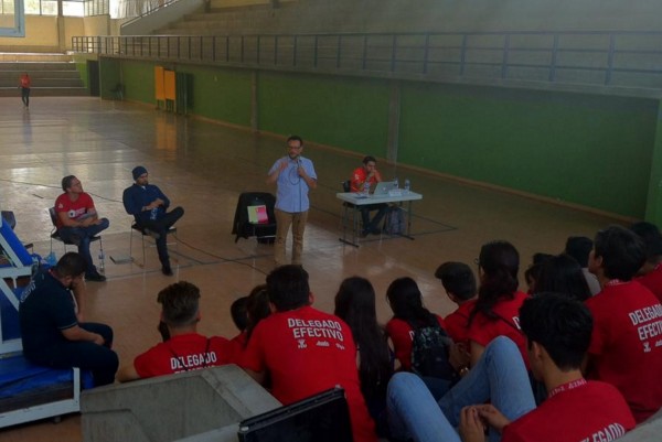 Participa Programa de Atención a Víctimas de la UAEM en Congreso de estudiantes de la UdeG