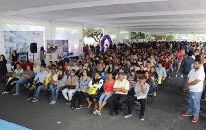 Ofrecen a los aspirantes alternativas para continuar sus estudios de nivel superior