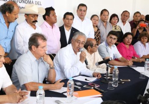Pide rector a detractores de UAEM a ejercer la transparencia