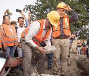 Colocan primera piedra de la Sede de la UAEM en Yautepec