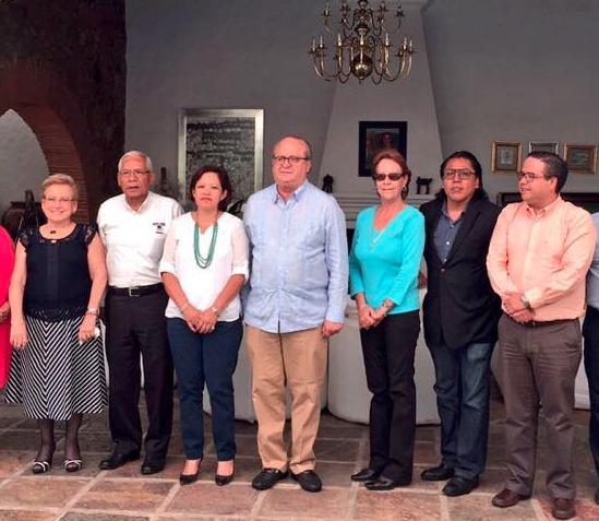 Se reúnen comisión especial de la UAEM y gobernador Graco Ramírez