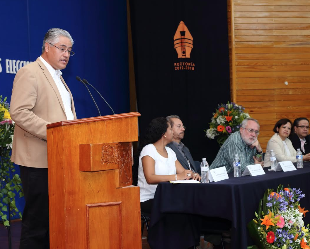 Inicia coloquio la Universidad de cara a las elecciones