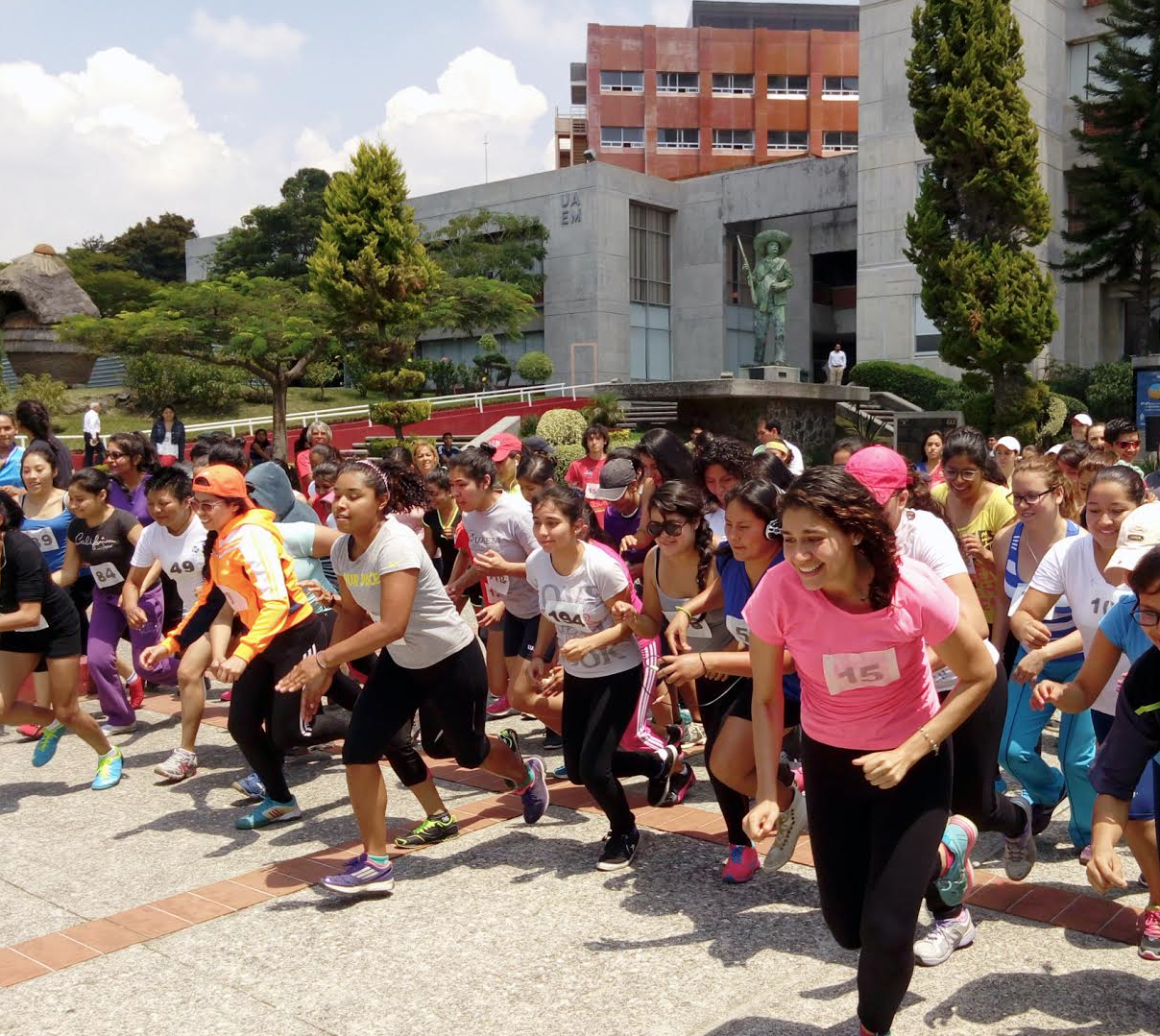 Con carrera de convivencia, celebra Radio UAEM su 15 aniversario