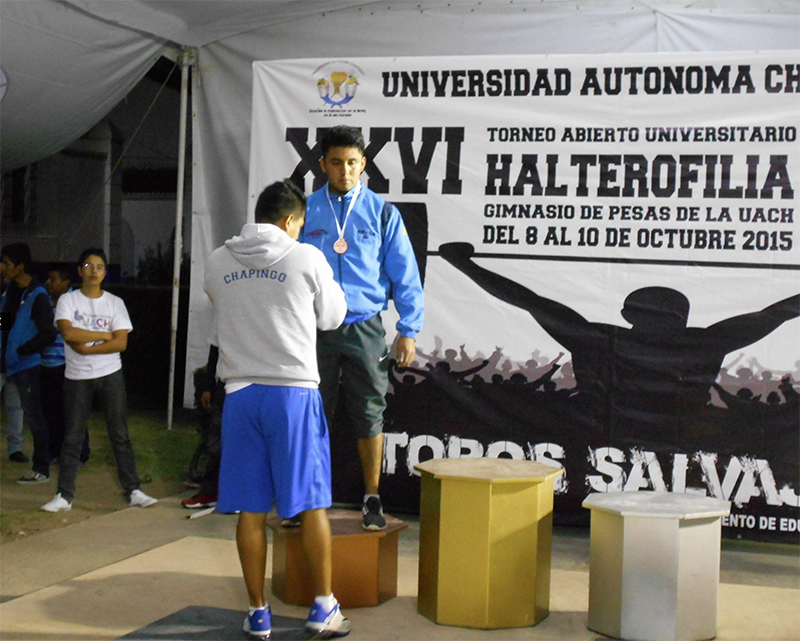 Estudiante de la UAEM obtiene tercer lugar en torneo universitario de Halterofilia