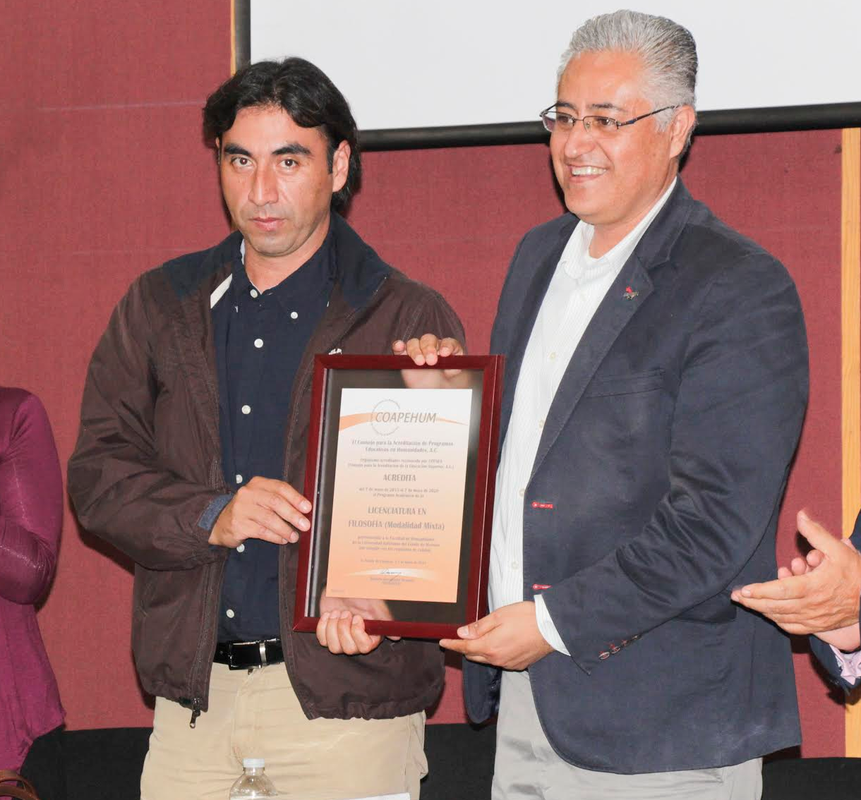 Recibe UAEM reacreditación de calidad de sus programas en filosofía y letras hispánicas