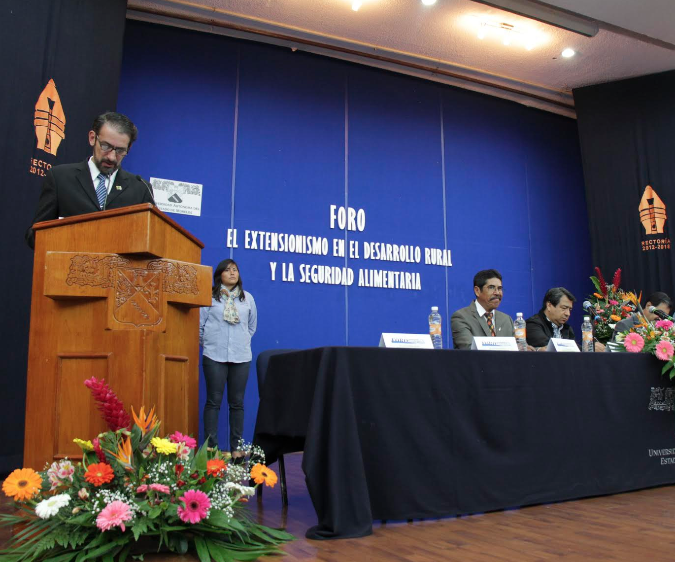 Universitarios y productores comparten experiencias de trabajo en el campo morelense