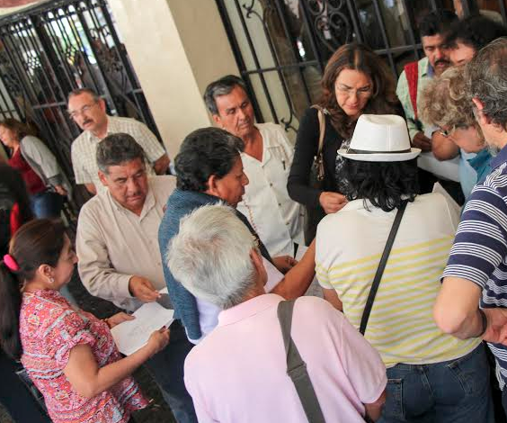 Recibe el Congreso exigencia de organizaciones sociales