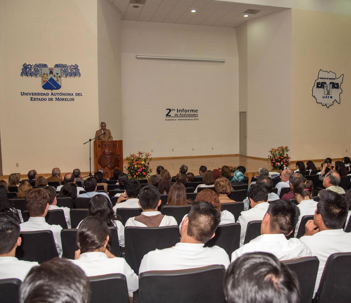 Rinde segundo informe de actividades director de la Facultad de Medicina