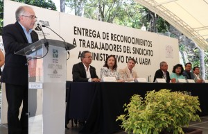 Reconoce UAEM labor de los trabajadores administrativos universitarios